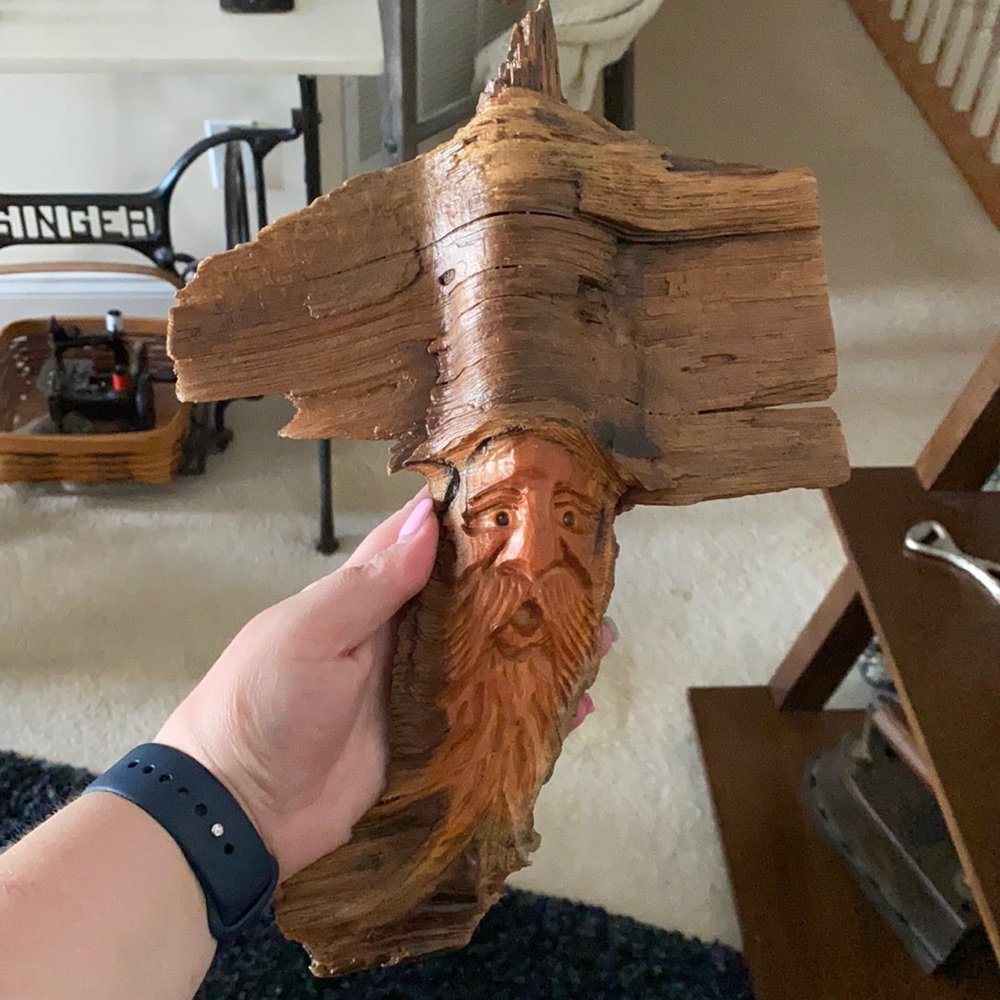 Very detailed hand carved face